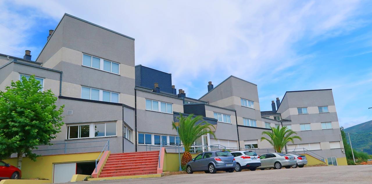 Hotel O Camino О Барко де Валдеорас Екстериор снимка