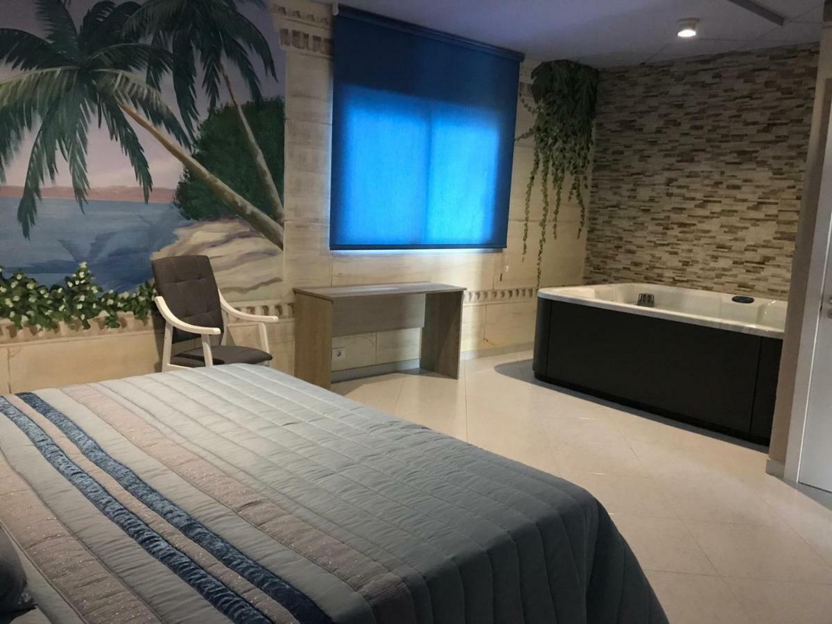 Hotel O Camino О Барко де Валдеорас Екстериор снимка